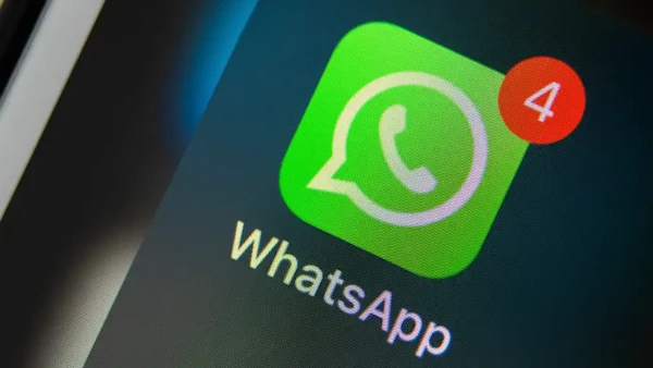 WhatsApp smartphone features